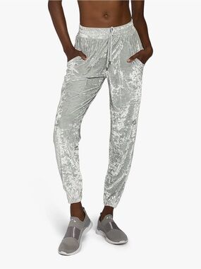 HEROINE SPORT Velvet Joggers